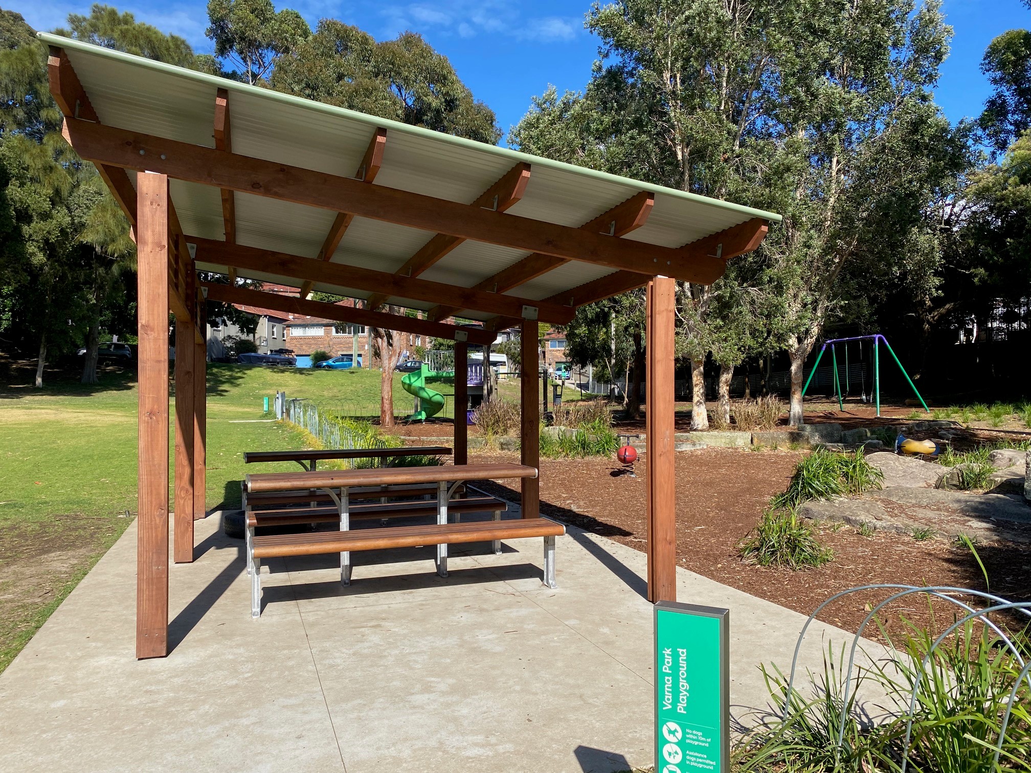 Varna Park picnic shelter and playground