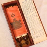 Miniature_Torah,_a_gift_from_maternal_grandfather,_Pavel,_1946.JPG